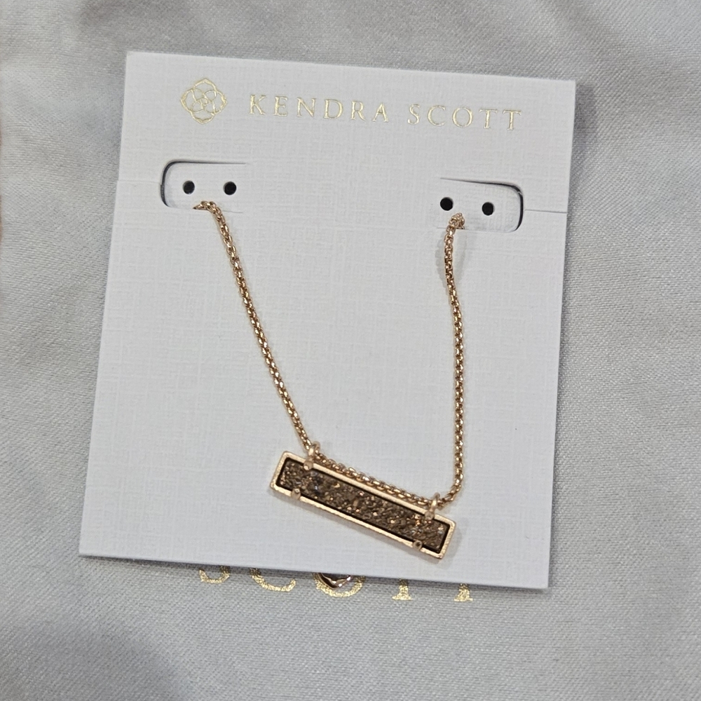 Kendra Scott Leanor Necklace In Rose Gold Drusy